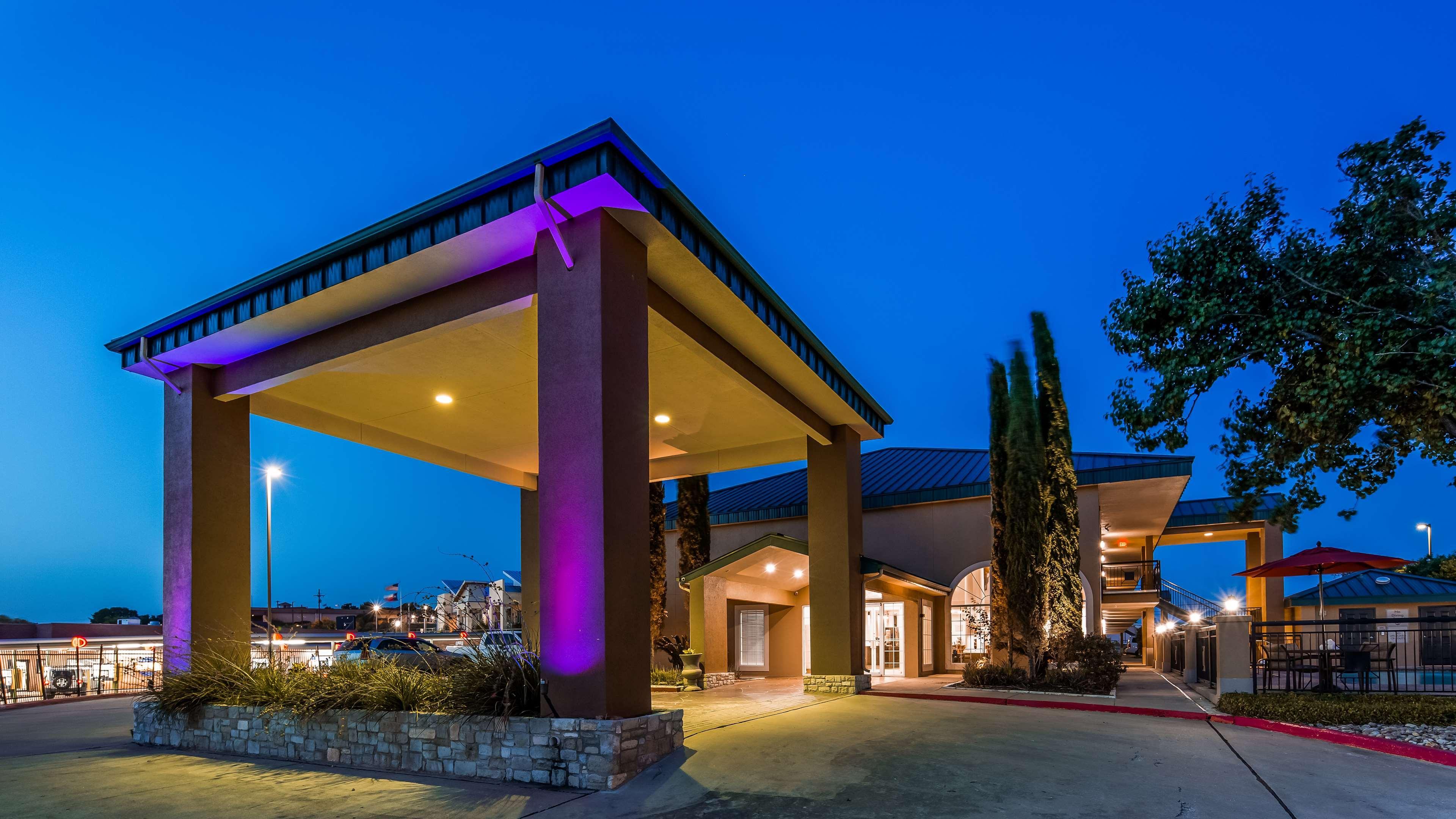 Best Western Marble Falls Inn Esterno foto