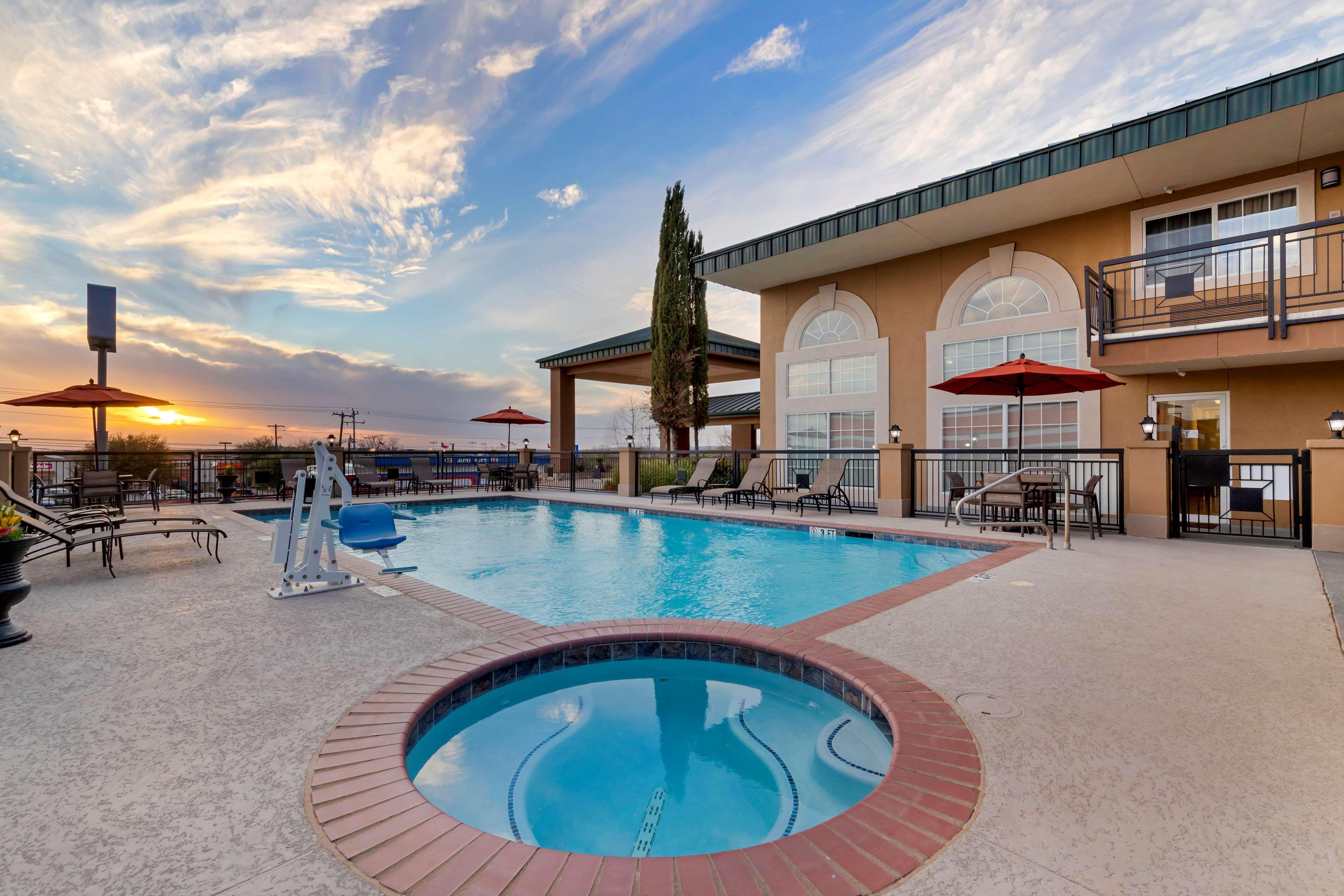 Best Western Marble Falls Inn Esterno foto